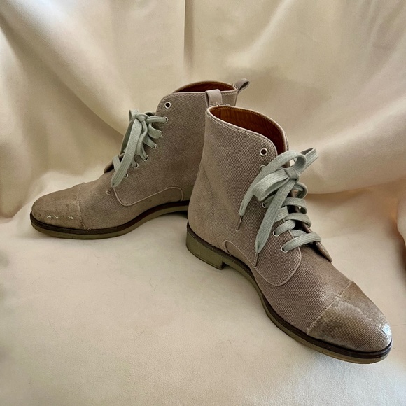 Alberto Fermani Gloss-Tipped Ankle Boots - Picture 8 of 16